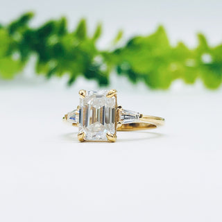 1.9 CT Emerald Cut Three Stone Moissanite Engagement Ring