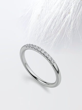 Alianza de boda con nueve diamantes y moissanita redonda de 0,14 ct