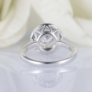 Bague de fiançailles en or blanc 14 carats avec diamants et moissanite ronde de 1,5 ct