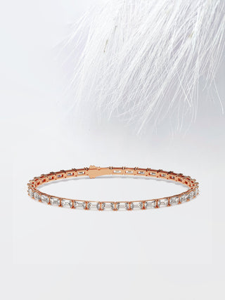 Bracelet tennis en or blanc 14 carats avec diamants et moissanite taille émeraude