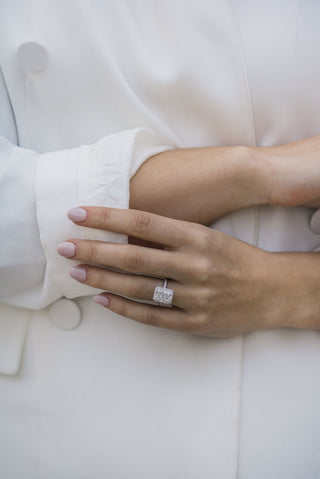 Bague de fiançailles avec diamant moissanite halo unique et rayonnant de 3,50 ct