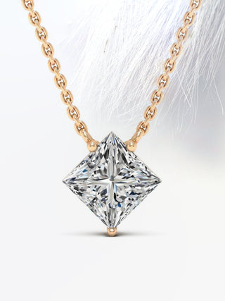 Collier Colleen en diamant solitaire en moissanite taille princesse pour elle