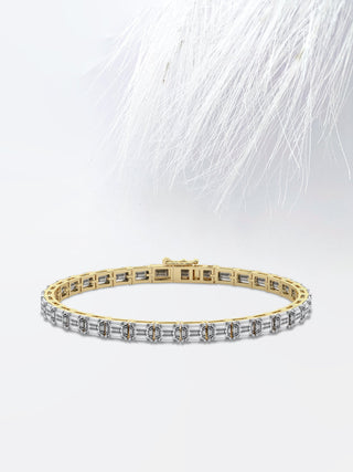 Bracelet tennis en diamants et moissanite taille émeraude de 7,0 ct pour elle