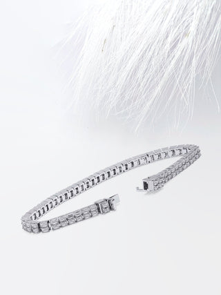 Bracelet de tennis à deux rangées de diamants Moissanite taille émeraude de 6,72 ct pour femme