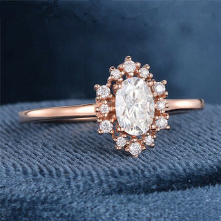 1.0CT Oval Cut Rose Gold Cluster Moissanite  Engagement Ring - ELITE CARAT