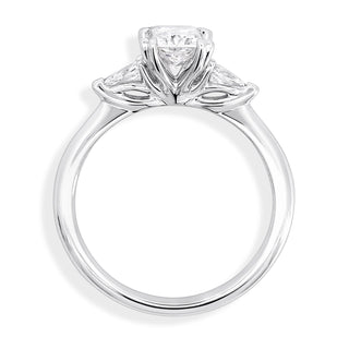 Bague de fiançailles à trois pierres avec diamant CVD radiant de 1,01 à 3,0 ct