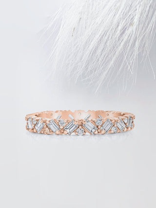 Alianza de boda de moissanita con diamantes redondos y de talla baguette de 1,08 ct