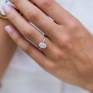 Bague de fiançailles avec solitaire ovale en moissanite de 1,85 ct