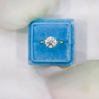 Anillo de compromiso solitario con diamante moissanita de cuatro puntas y 1,75 ct para ella