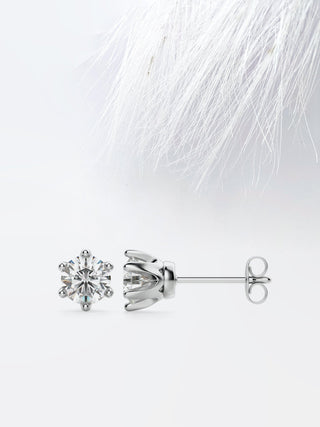 Boucles d'oreilles en moissanite avec couronne de diamants ronds pour femmes 