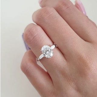 Bague de fiançailles solitaire en diamant à trois pierres ovales de 2,0 ct et moissanite