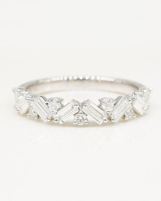 0.62 TCW Baguette & Round CVD Diamond Cluster Wedding Band