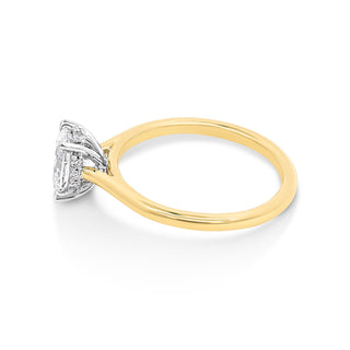 Bague de fiançailles avec halo caché en diamant CVD ovale de 1,0 à 3,0 ct