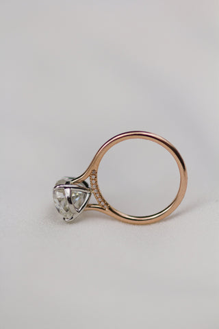 Bague de fiançailles avec pont solitaire en forme de poire et moissanite de 4,50 ct