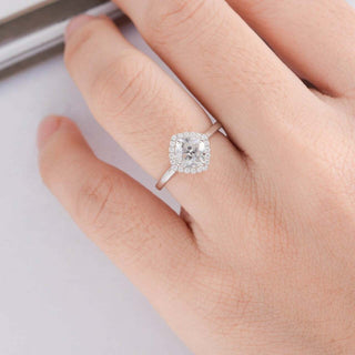 1.0CT Cushion Cut Halo Moissanite Diamond Engagement Ring - ELITE CARAT