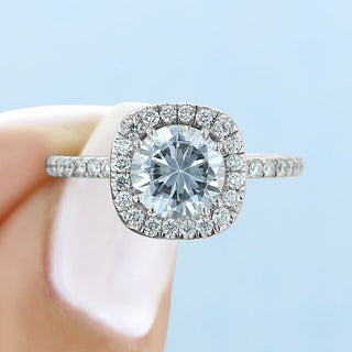 1.0ct Round Cut Moissanite Unique Halo Engagement Ring - ELITE CARAT