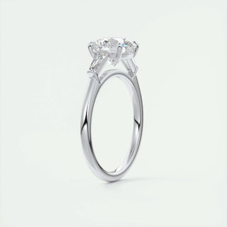 2.0 CT Round Shaped Moissanite Three Stones Engagement Ring