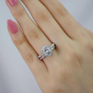 1.20 CT Vintage Floral Oval Cut Moissanite Halo Engagement Ring Set