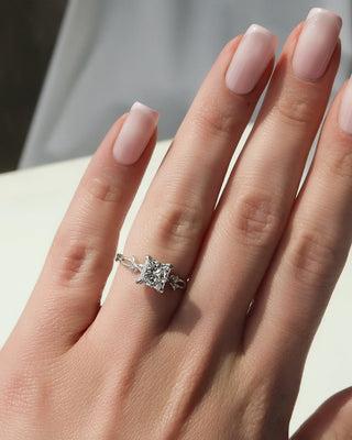 Bague de fiançailles en forme de princesse avec sertissage en brindille de 1,50 à 3,50 carats