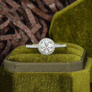 Bague de fiançailles halo en moissanite de forme ronde de 1,0 ct