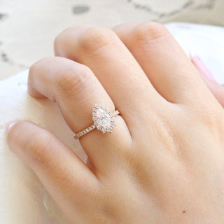 Bague de fiançailles de mariée avec halo pavé de moissanite solitaire taille poire de 1,20 ct 