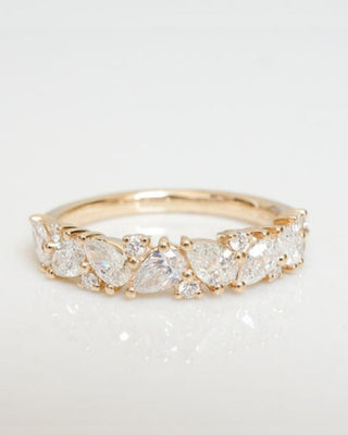 0.98 TCW Round & Pear CVD Diamond Cluster Wedding Band