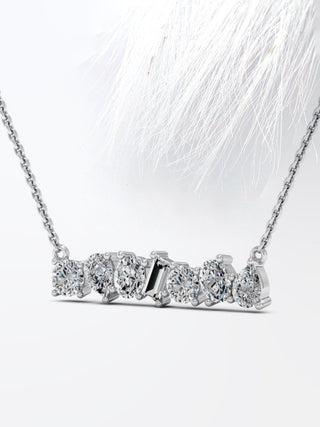 Collier en diamants et moissanite de forme mixte pour femme