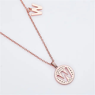 Collier avec diamants et moissanite en forme de lettre « W » pour femme