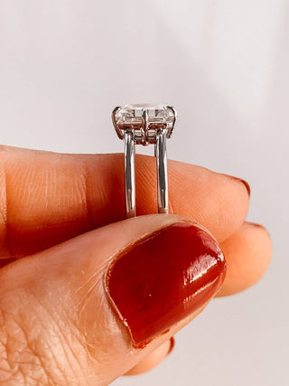 2.5 7CT Emerald Cut Diamond Moissanite Solitaire Engagement Ring - ELITE CARAT