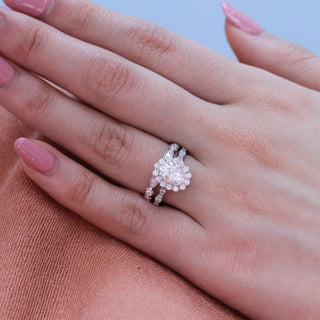 Bague de fiançailles de mariée halo en moissanite à taille ovale de 1,20 ct 