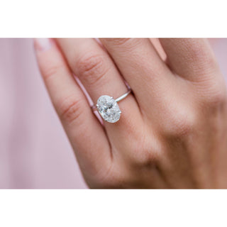 4.0CT Oval Cut 4 Prongs Moissanite Solitaire Engagement Ring - ELITE CARAT