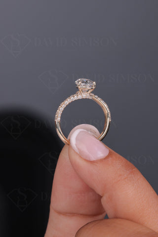 Bague de fiançailles en moissanite taille poire de 2,0 carats de style tension 