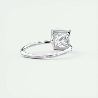 Anillo de compromiso solitario con diamante de talla princesa de 2 ct con claridad F-VS1