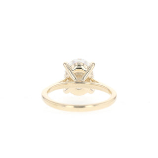 Bague de fiançailles avec solitaire en diamant et moissanite ovale serti cathédrale de 1,2 ct