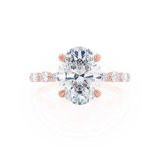 Bague de fiançailles solitaire en moissanite de forme ovale de 0,90 ct avec sertissage pavé