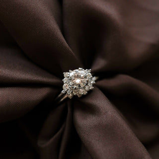 Ensemble de bagues de mariage en moissanite à coupe ronde de 0,88 ct