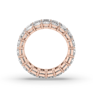 Alliance de mariage style canal avec diamants E-VS1 et émeraude de 6,0 carats