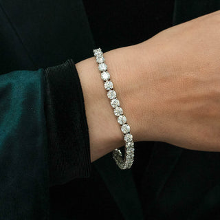 Pulsera de tenis con diamantes de moissanita de talla redonda en oro blanco