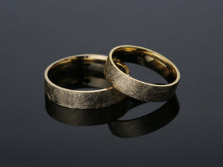 5.0MM Flat Wedding Ice Matte Band For Women in Solid Gold