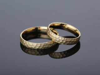 4.0MM Classic Dome Wedding Hammered Band For Women in Solid Gold