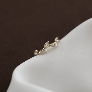 Alliance de mariage à 5 pierres en moissanite taille marquise de 0,33 ct 