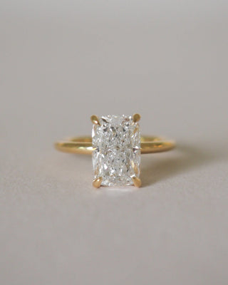 1.0 - 3.0 Carats Cushion shaped CVD Diamond Solitaire Engagement Ring