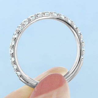 Round Brilliant Cut 3/4 Eternity Wedding Band