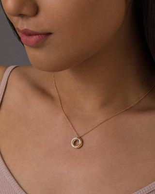 Collier rond en diamants entrelacés en moissanite pour femme