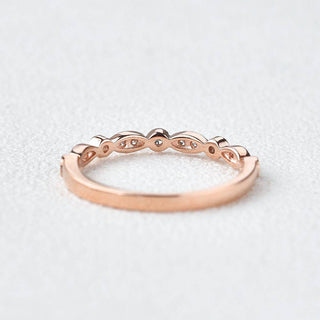 0.22CTW Round Brilliant Cut Bezel Set Unique Vintage Wedding Band