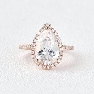 Bague de fiançailles en moissanite taille poire de 3,1 ct avec halo pavé