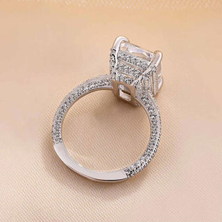 Bague de fiançailles avec diamant de laboratoire à halo caché radiant de 2,0 à 7,0 ct