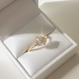 Bague de fiançailles à deux pierres en diamant CVD en forme de poire de 1,25 carat