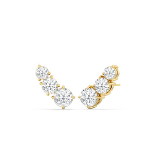 Boucles d'oreilles à trois pierres en diamant et moissanite à taille ronde pour elle