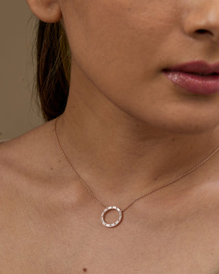 Collar circular de diamantes de moissanita de talla baguette para mujer